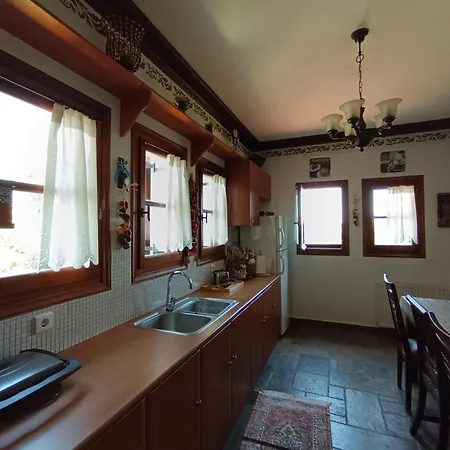 Lechonia Káto Lekhónia