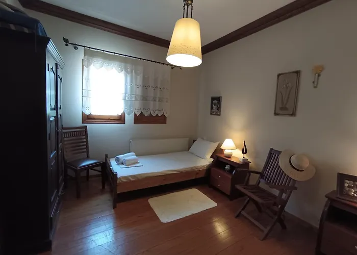 Lechonia Kato Lekhonia